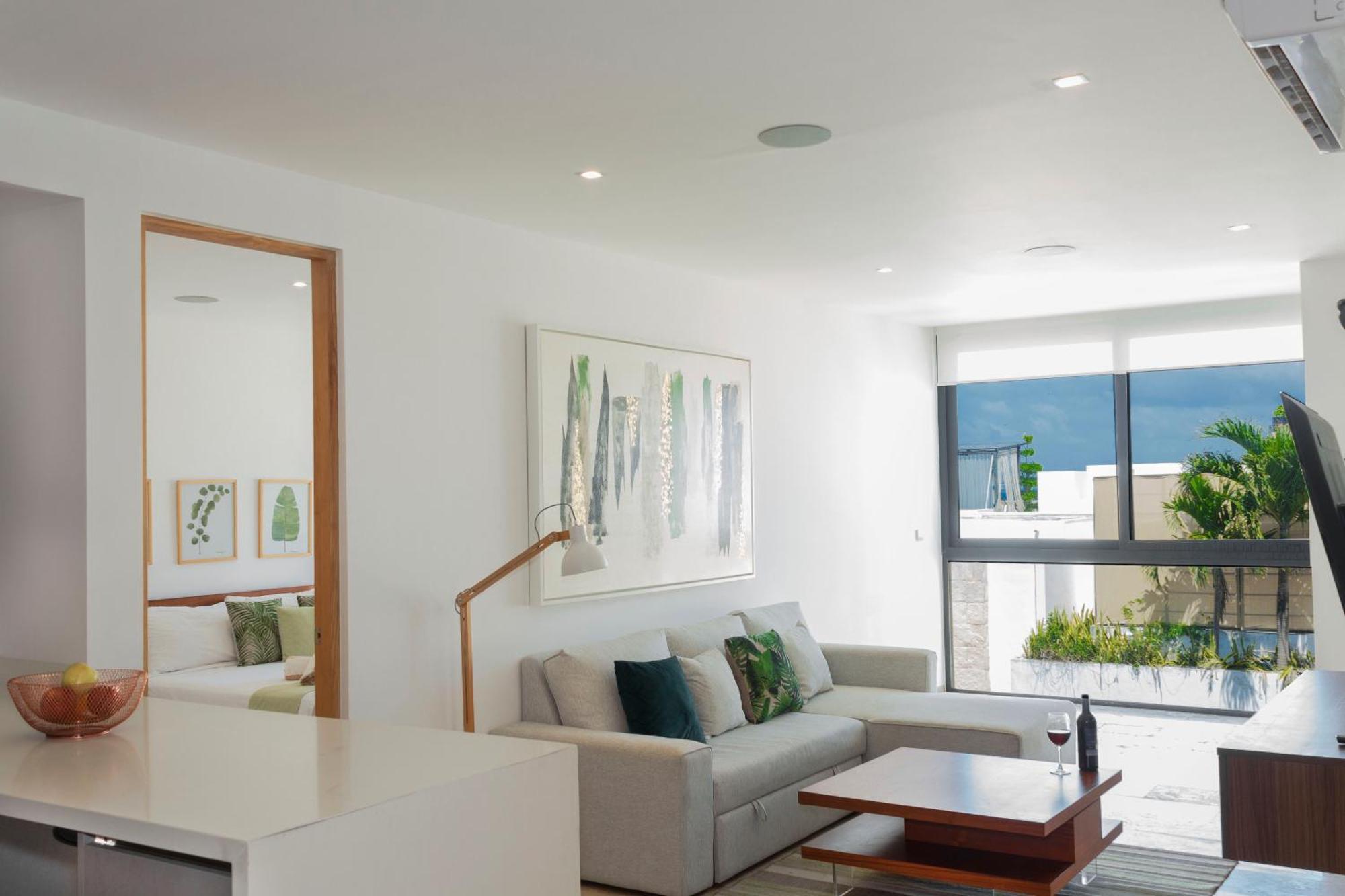 Luxurious & Attractive 2 Bdr