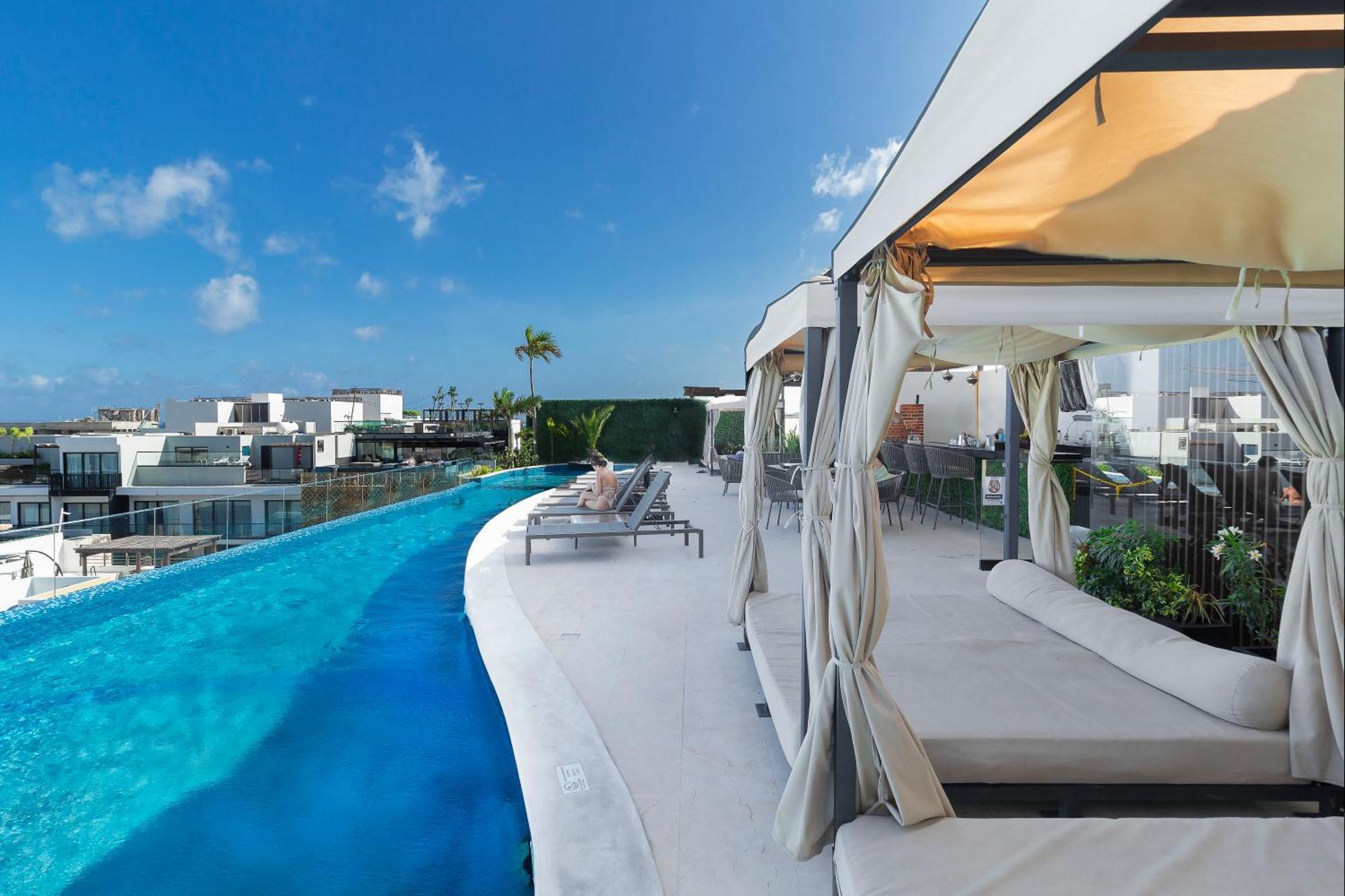 Luxurious & Attractive 2 Bdr