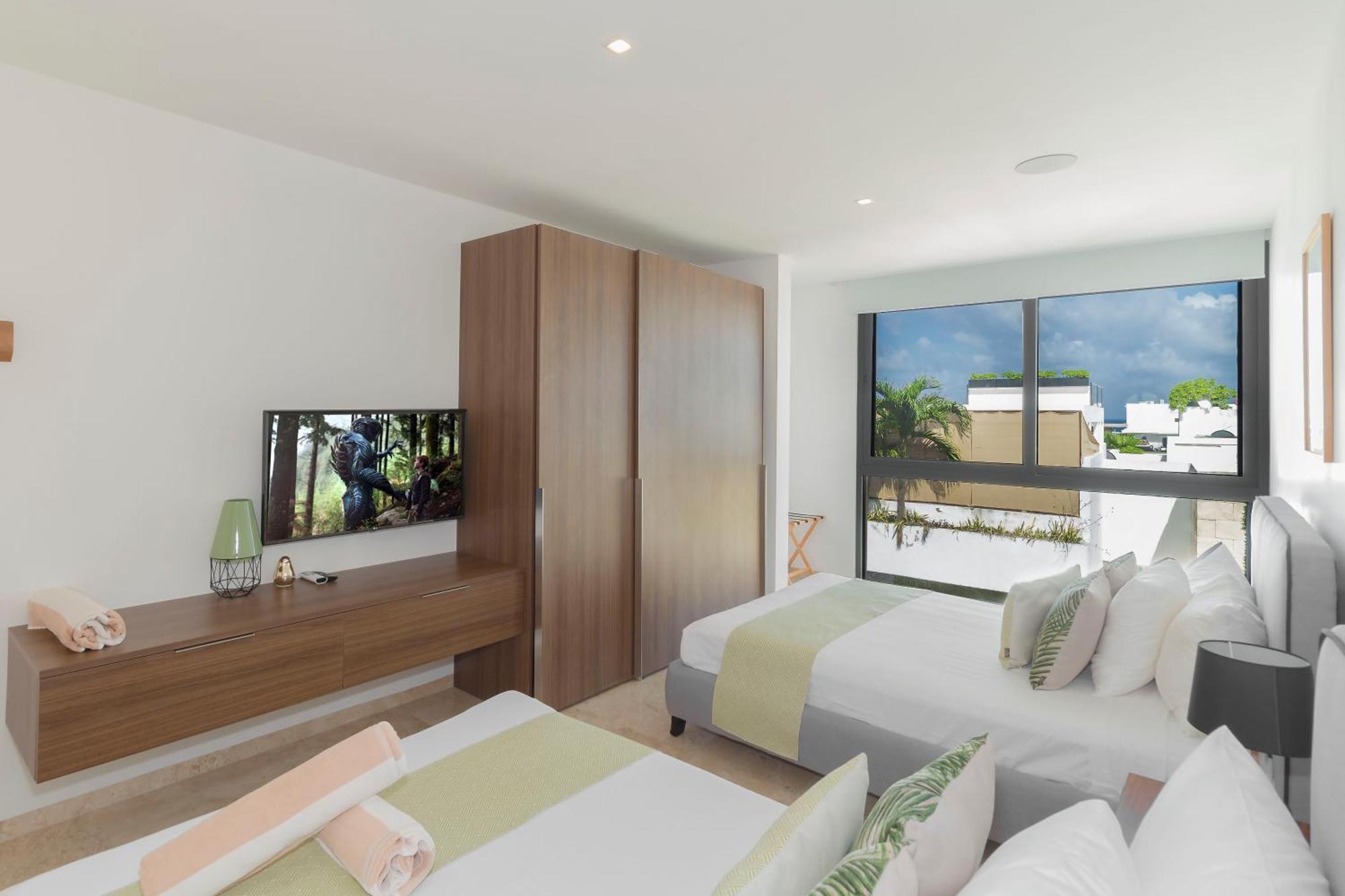 Luxurious & Attractive 2 Bdr Playa del Carmen